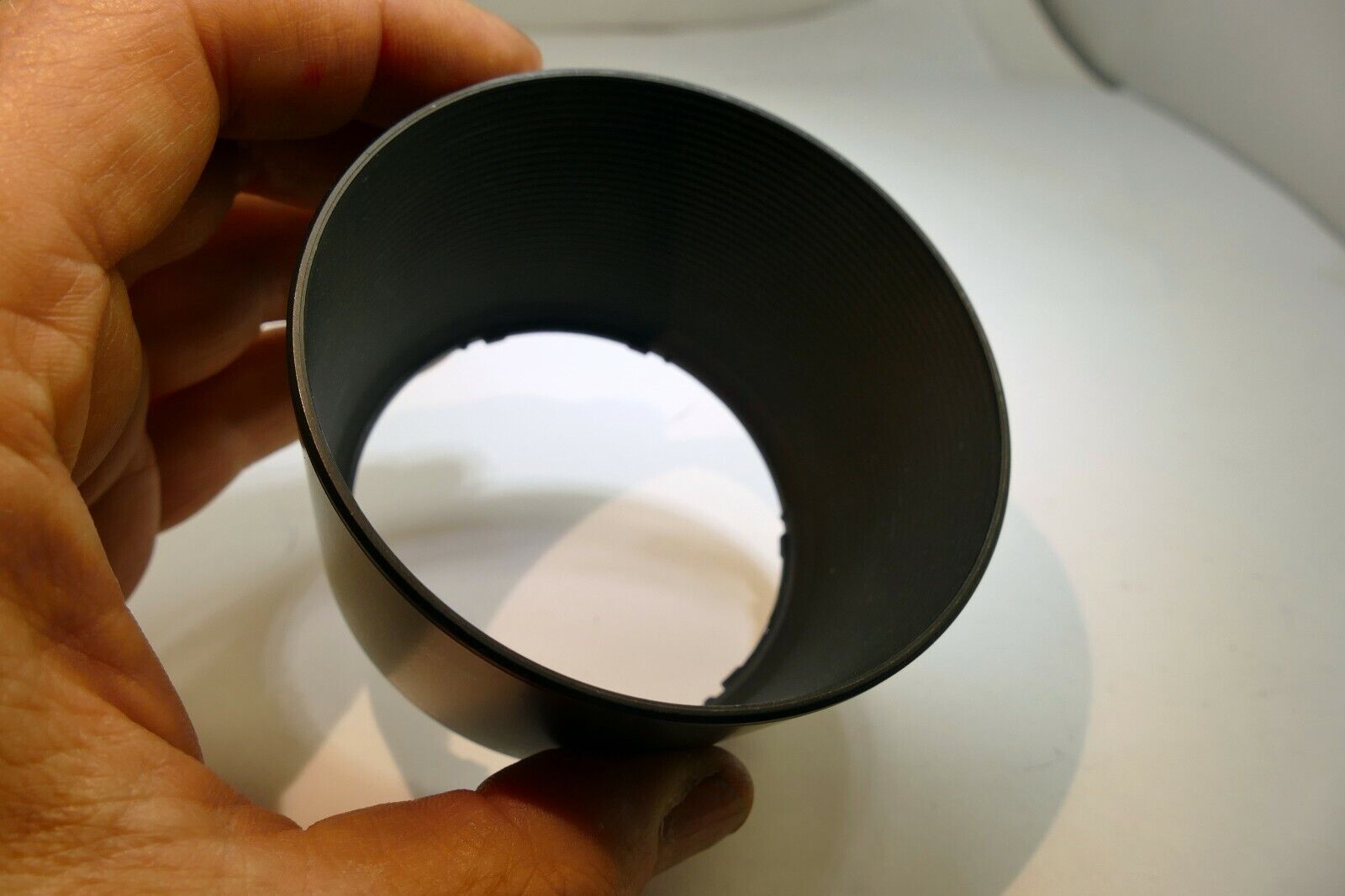 HB-26 Lens Hood Shade for Nikon AF 70-300mm F4-5.6 G HB26 original Genuine OEM