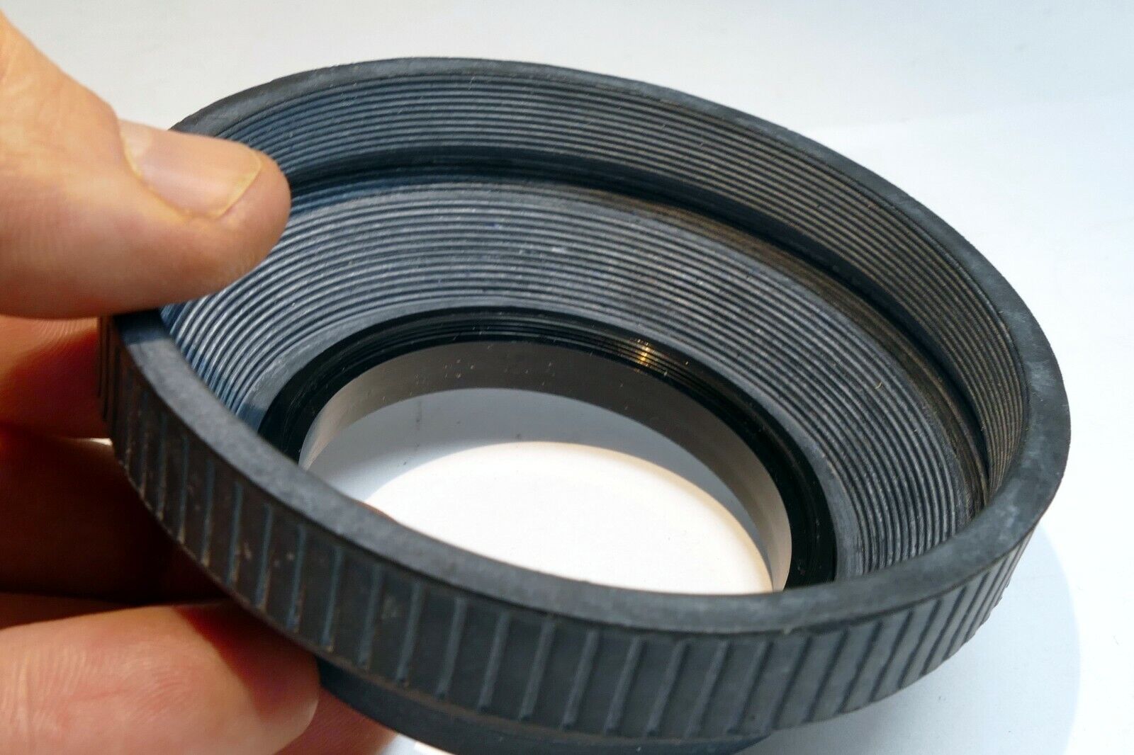 58mm Rubber Hood shade telephoto  collapsible for normal 35mm 50mm 85mm  lenses