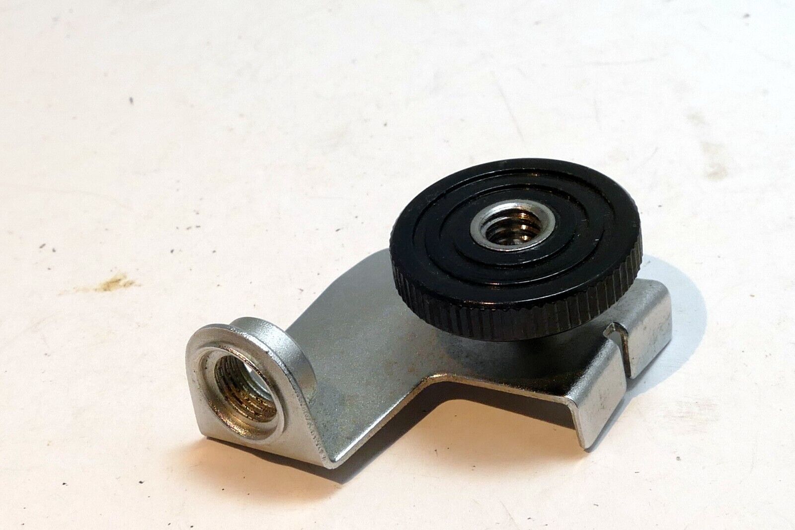 1/2" to 3/8"  Tripod Mount L 90 degree Adapter for camera
