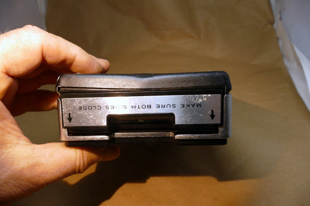 Mamiya RB67 Polaroid 4 Land Film Back