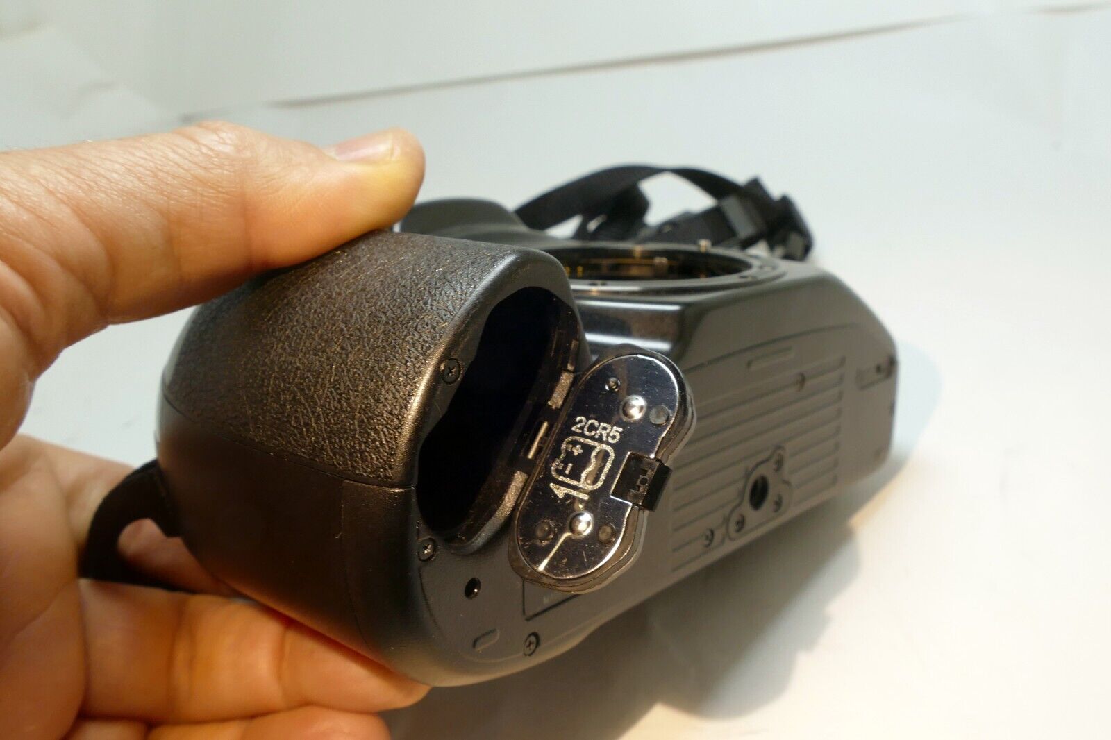 Minolta Maxxum 400si 35mm SLR Film Camera Body