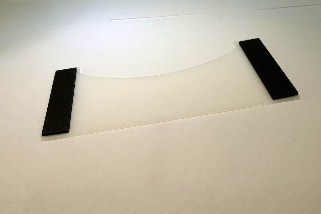 Lindahl Vignette White Mask 2.5X5" Smooth Bottom Arc magnetic frame