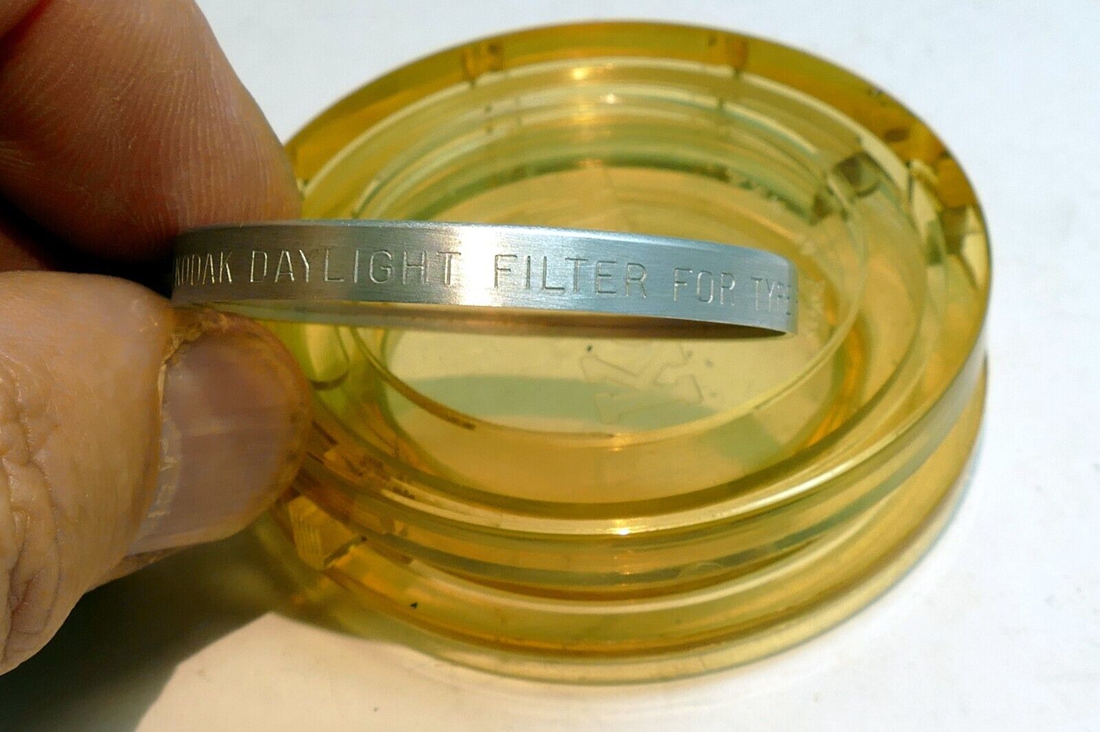 Kodak Daylight F  Wratten Warming Filter series 6 VI drop in type  with case