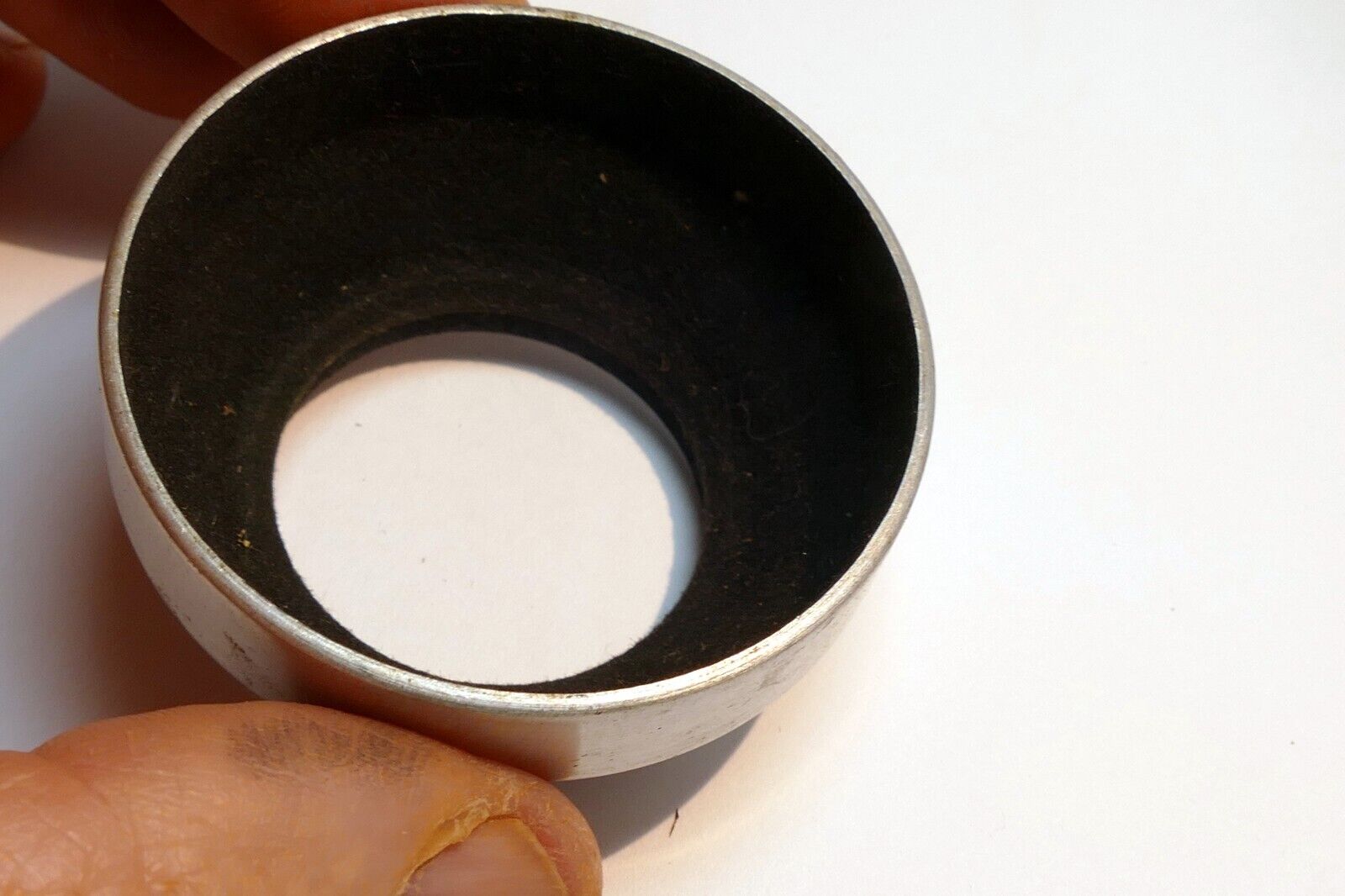 Milo series 5 V Metal Lens Hood Shade screw in for 33mm threaded