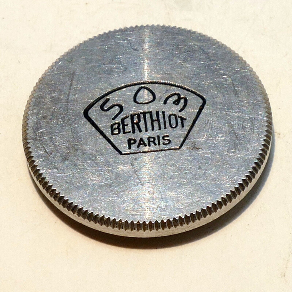 SOM Berthiot 23mm Paris ID Front Lens Cap Metal threaded