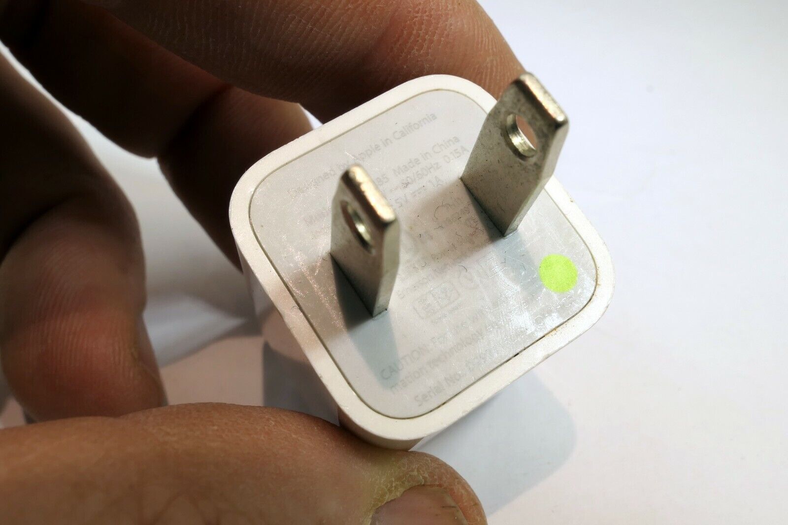 Apple A1385 OEM Authentic USB Wall Charger for iPhone Genuine