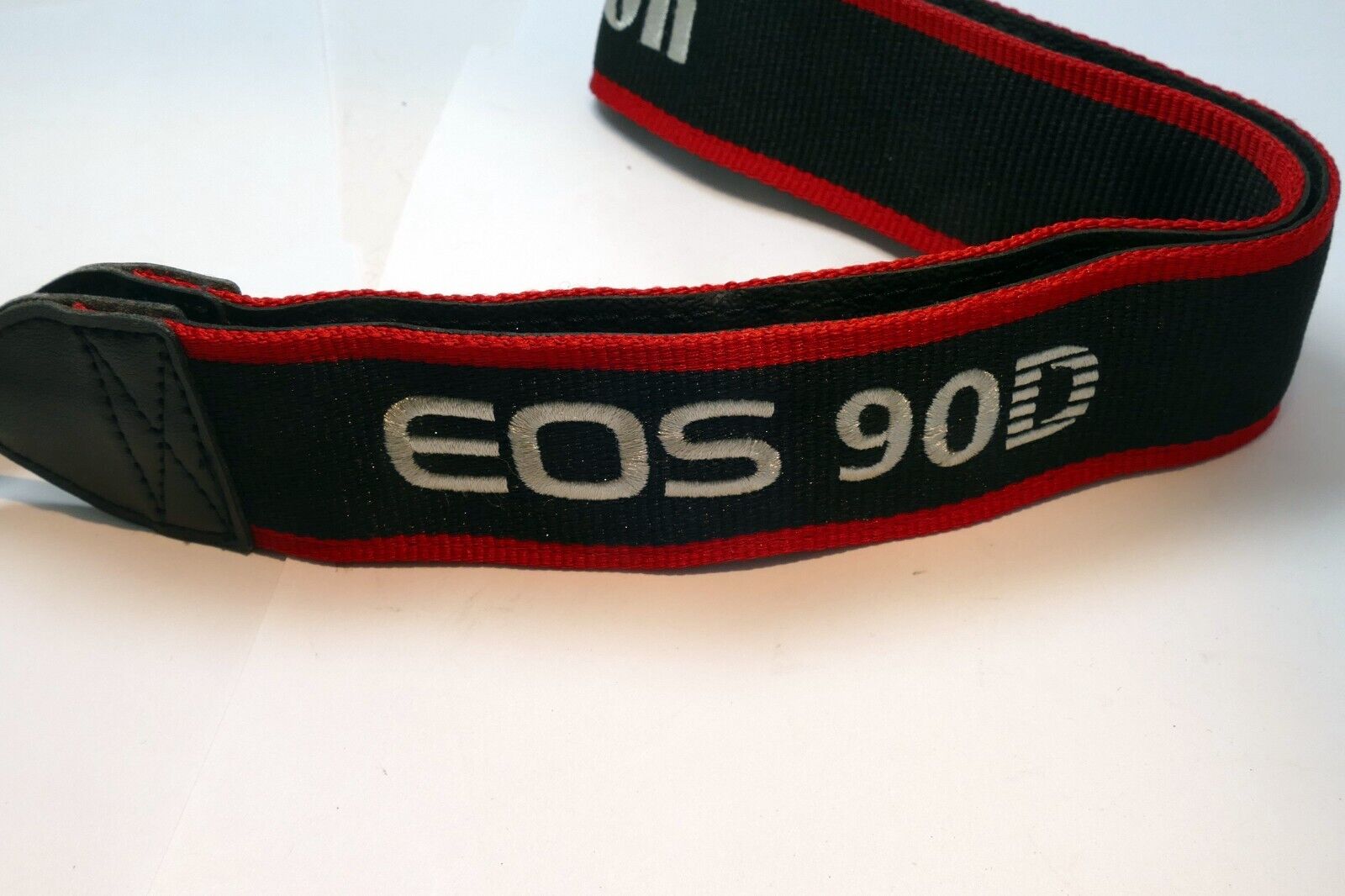 Canon EOS 5D Mark II Camera Shoulder Neck Strap Black-Red  -  Genuine OEM - MINT