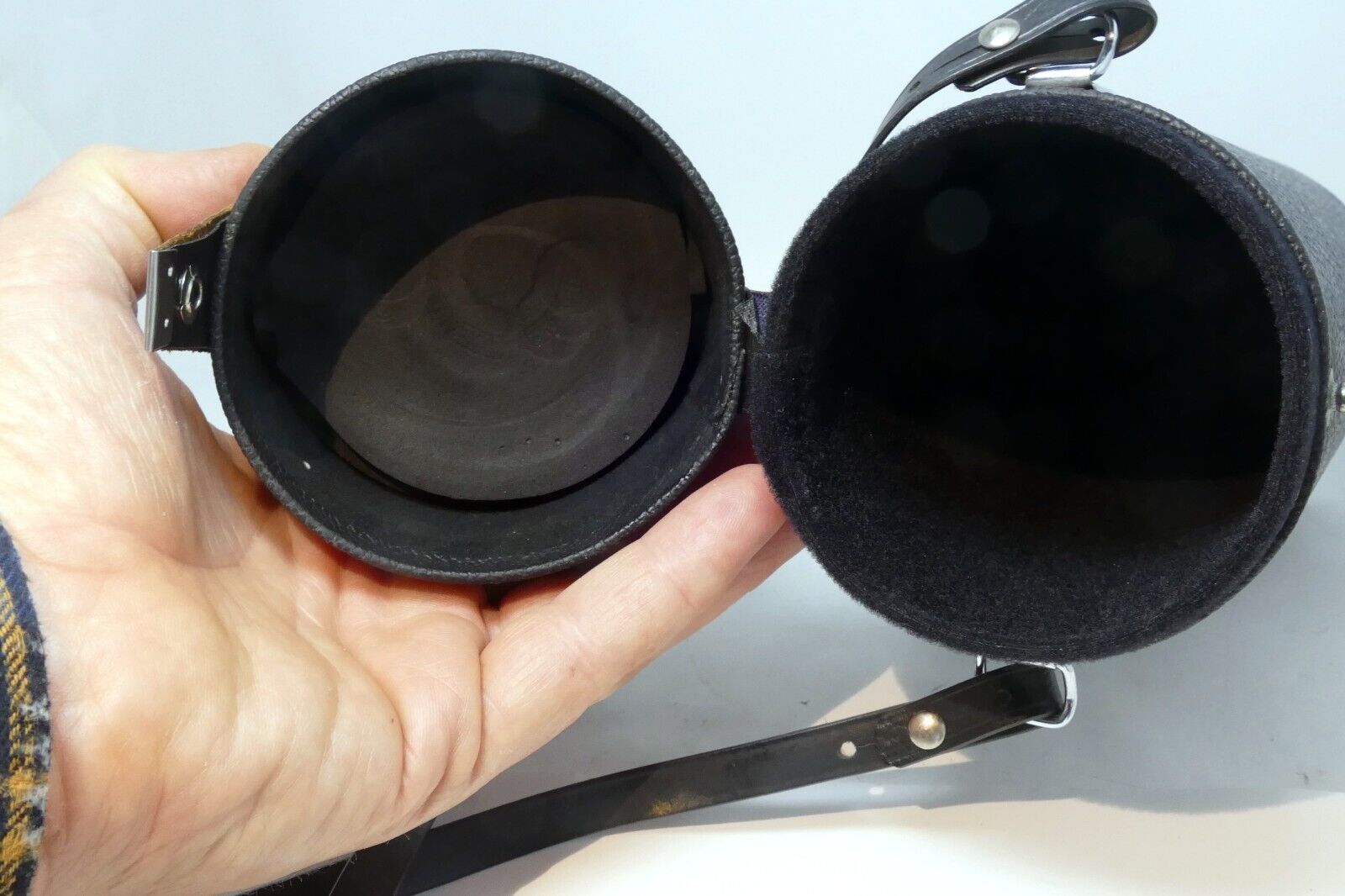 Vivitar Lens case for  85-205mm f3.8 size 3X9"