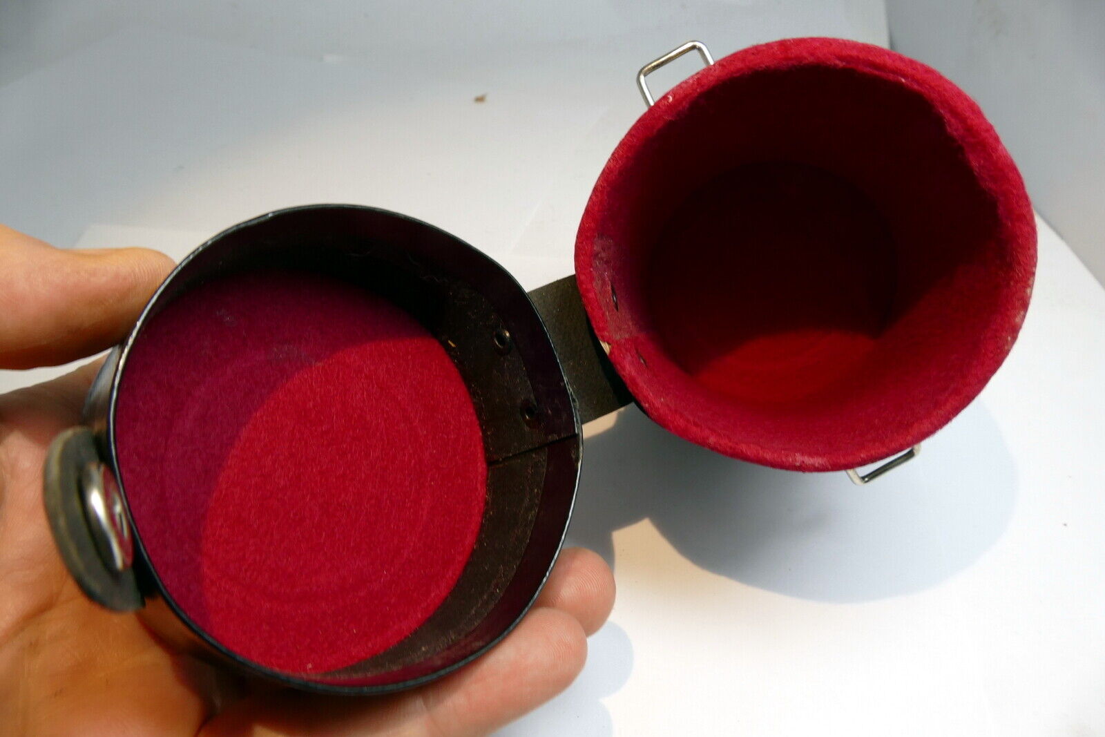 Hard Case for 135mm f2.8 lens antique Vivitar  FD