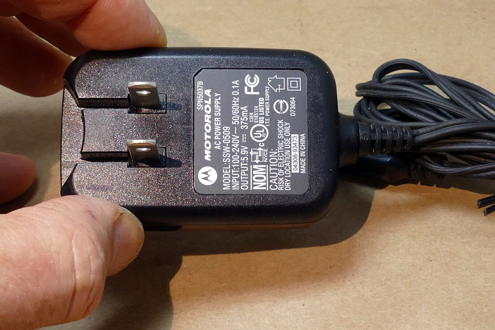 Motorola AC Power Supply SPN5037B Model SSW-0509 Output 5.9V 6ft