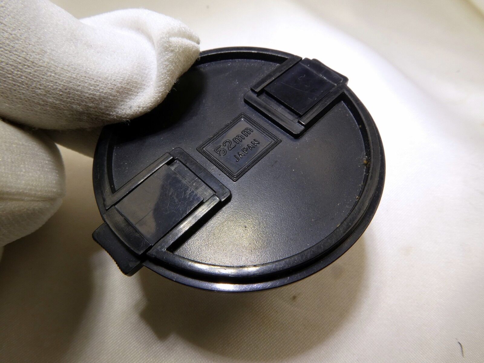 Quantaray  52mm Front Lens Cap Snap on type