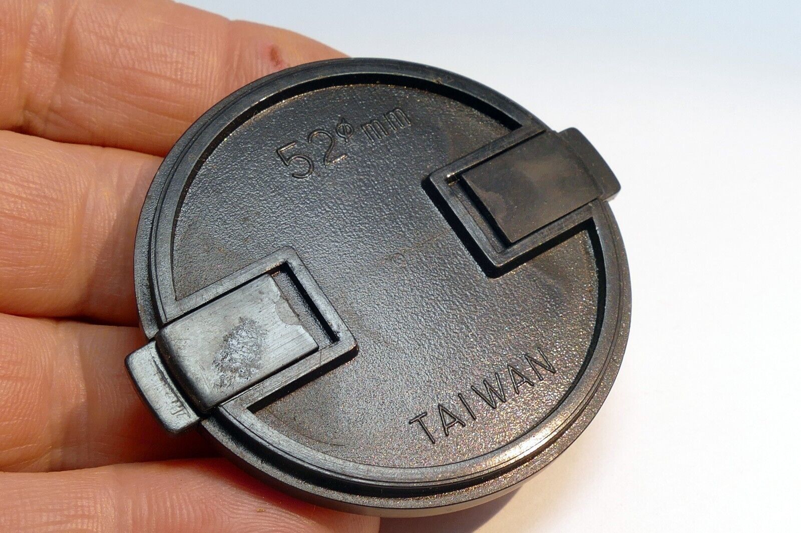 52mm snap on type Front Lens Cap