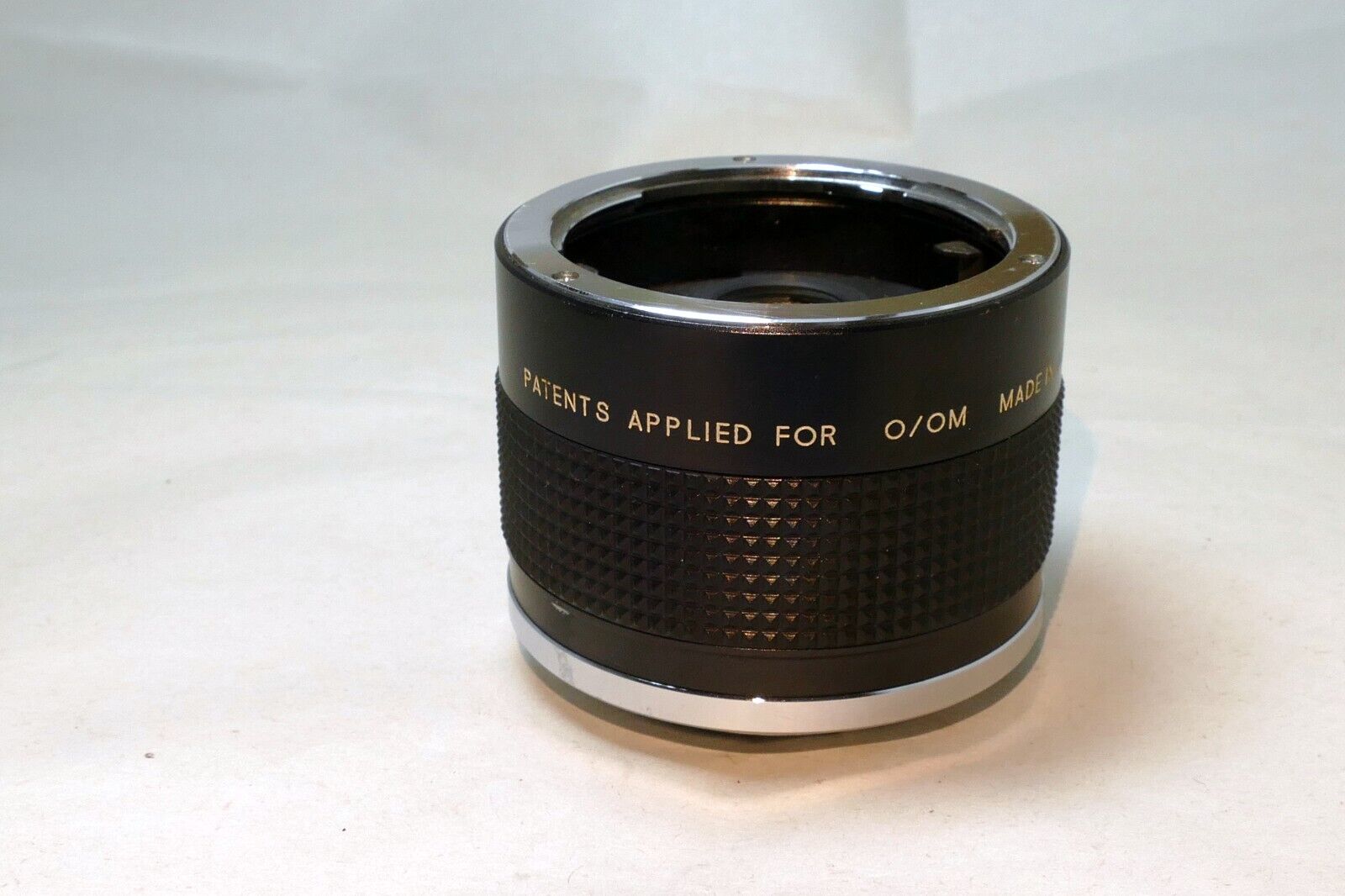 Vivitar 2X lens Teleconverter for Olympus OM mount 75-205mm Matched MC