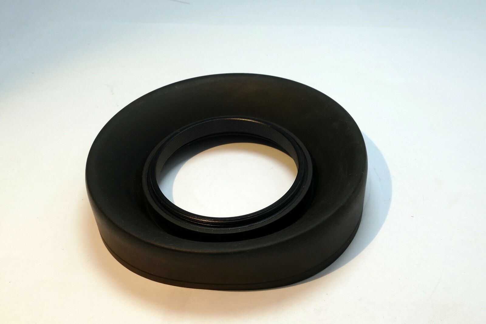 55mm Rubber Lens Hood Shade screw in Telephoto 200mm f3.5 135mm f2.8