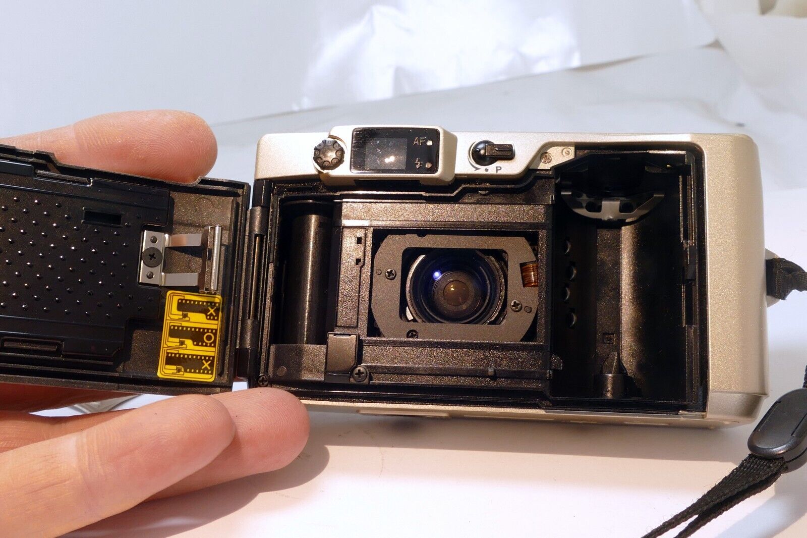 Samsung Evoca 70 SE Quartz Date camera 35mm point and shoot - Untested