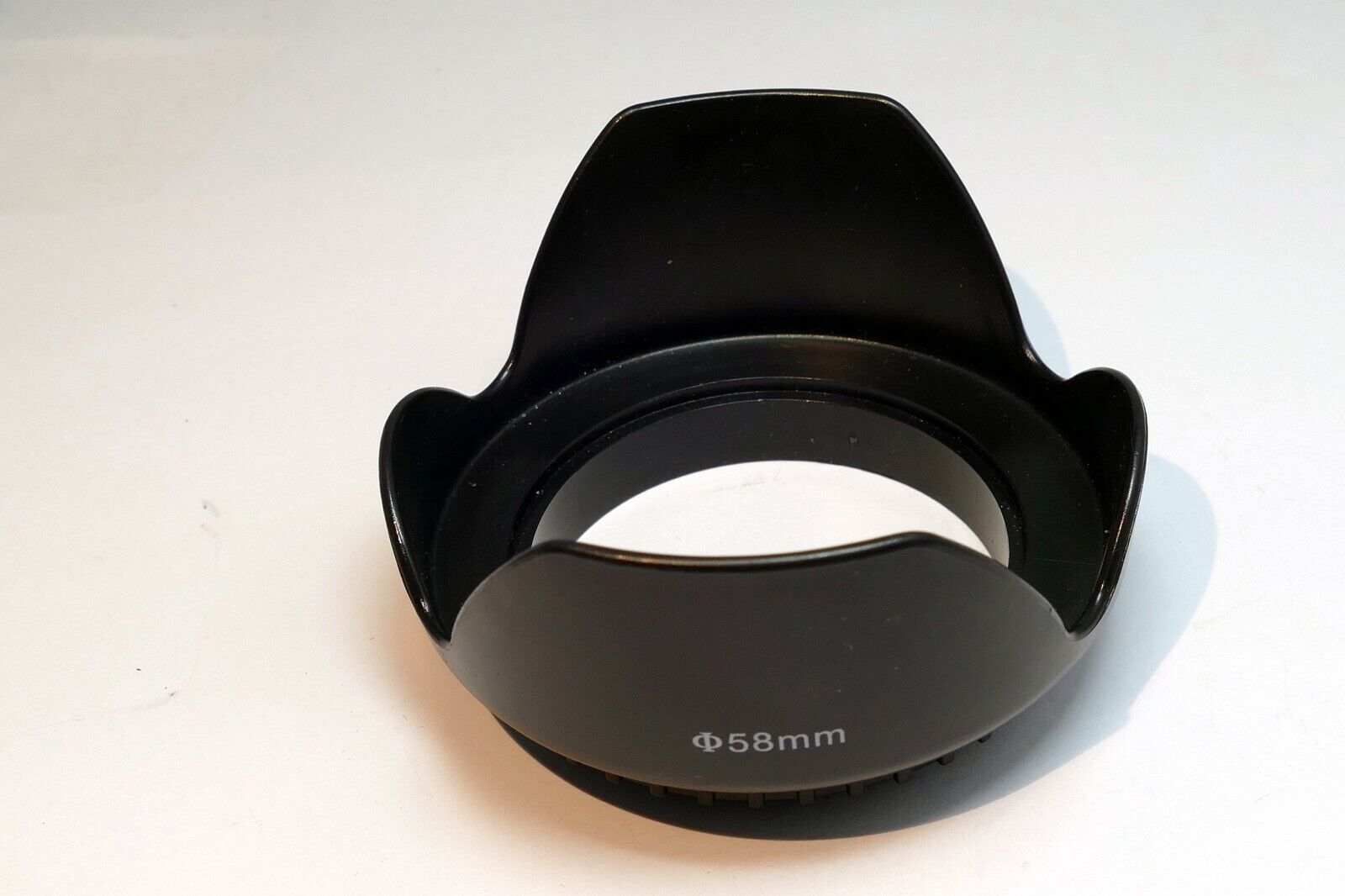 58mm Threaded Lens Hood shade petal shaped plastic