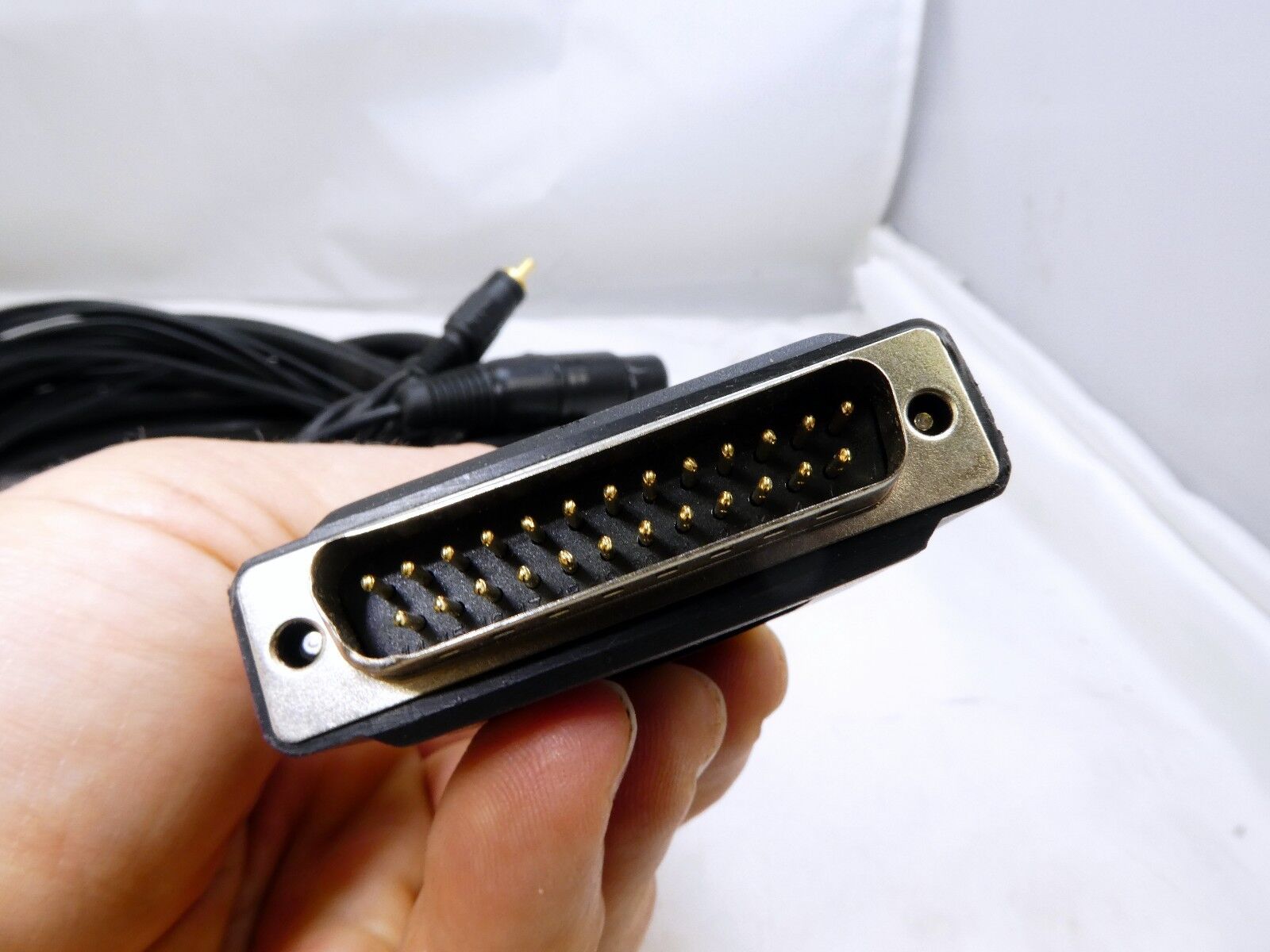 AWM E89980-A SUNF PU STYLE 2919 LOW VOLTAGE COMPUTER CABLE 26AWG 4 XLR Video