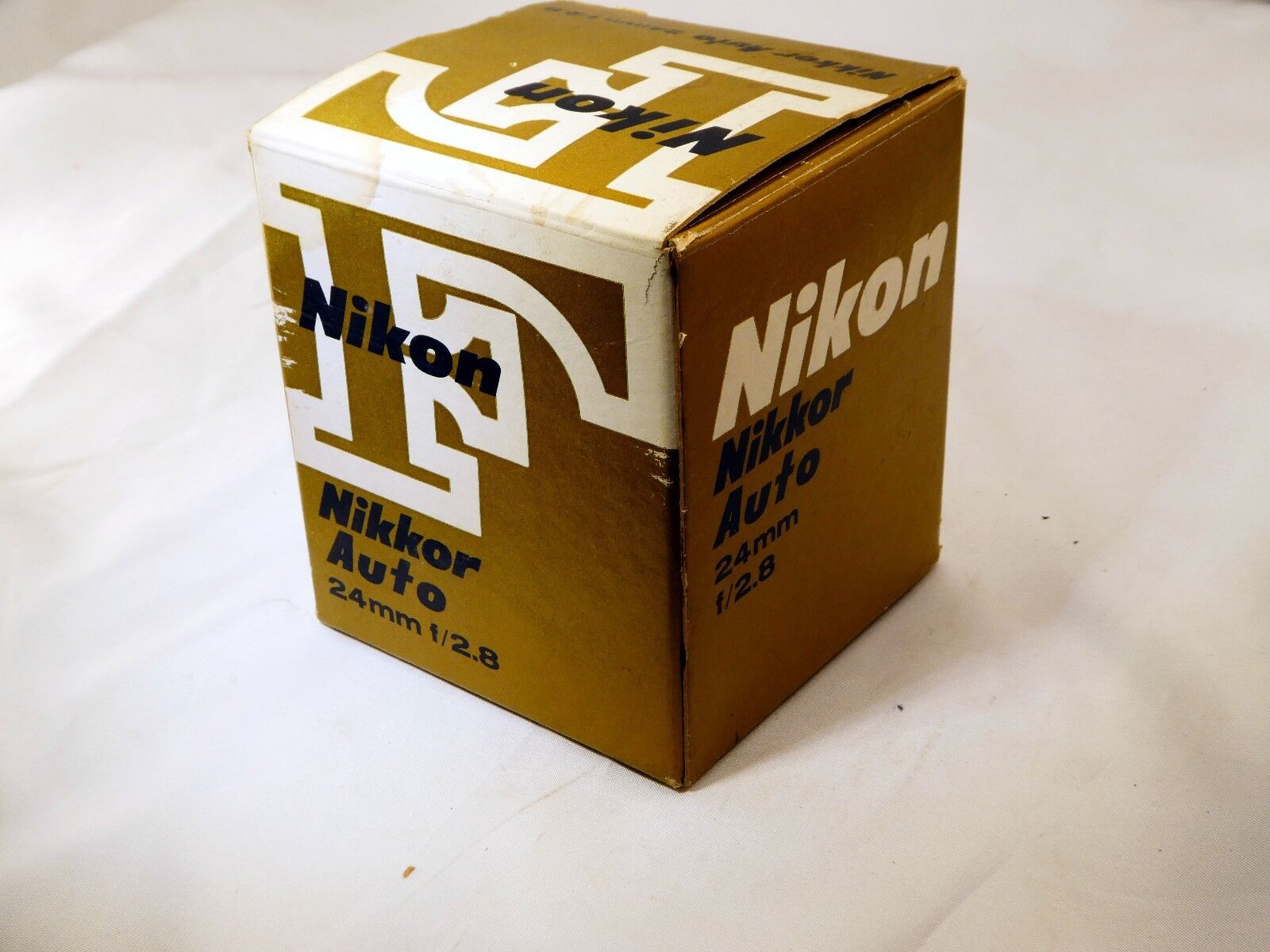 Empty Box  for Nikon 24mm f2.8 Auto Nikkor  Lens - vintage