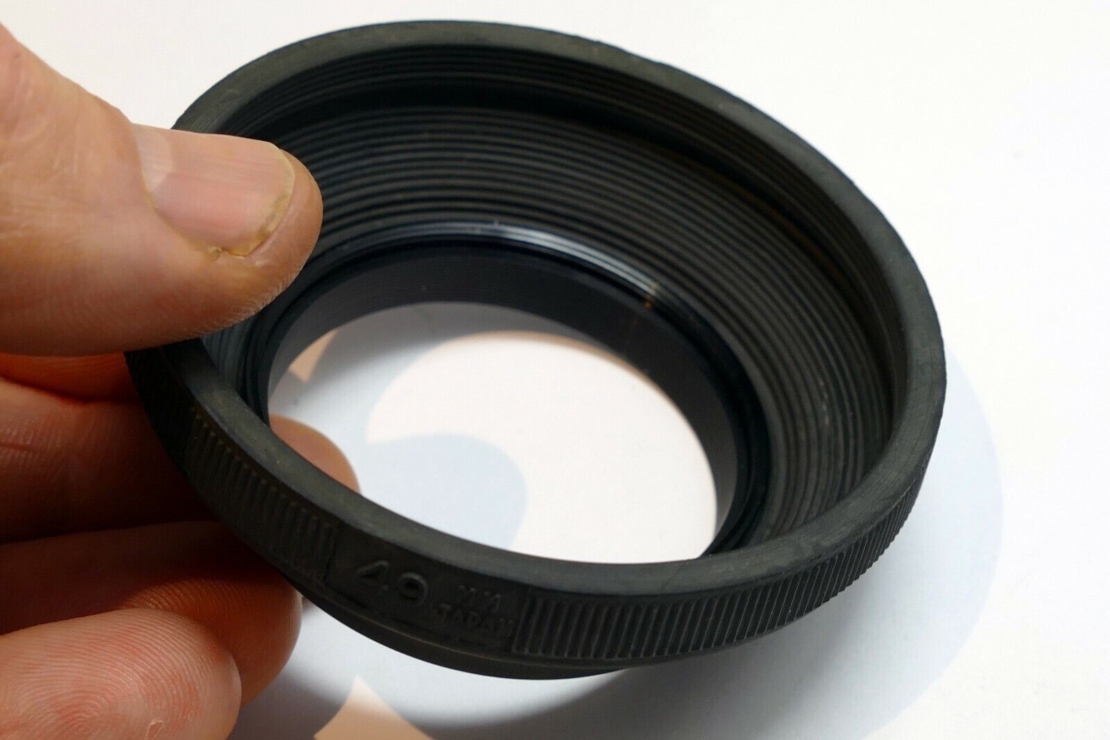 49mm Rubber Collapsible Lens Hood Shade screw in for 50mm f1.7 f1.8 normal