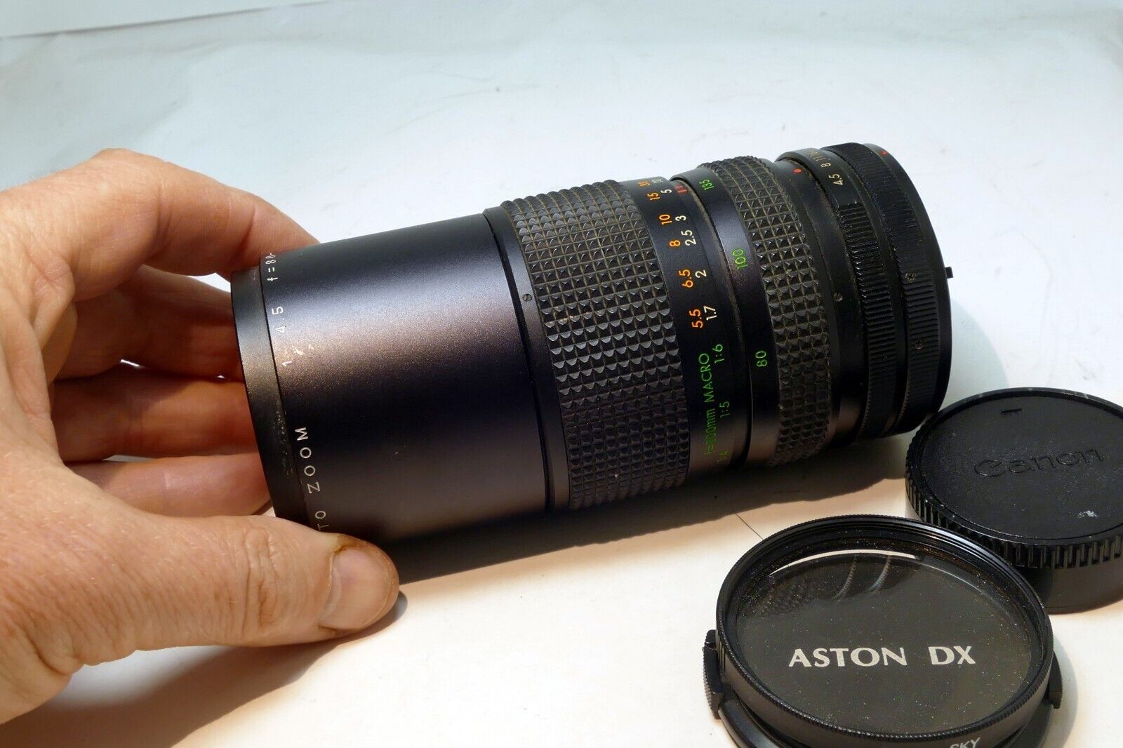 Aston DX 80-200mm f4.5 Telephoto Zoom Lens for CANON FD with separation - AS IS