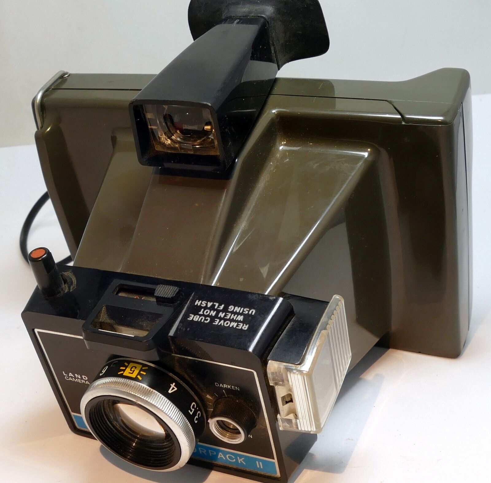 POLAROID COLOR PACK II LAND CAMERA  instant - parts or repair AS IS