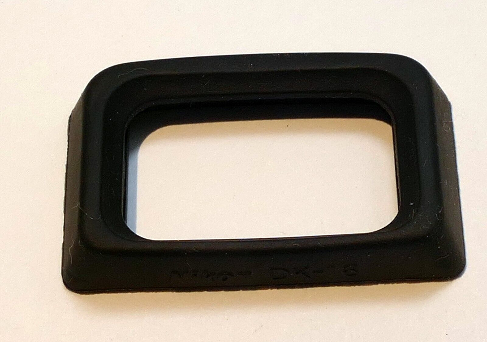 Nikon DK-16 viewfinder Rubber eye piece eyecup for D5500 D5600 D3500 cameras