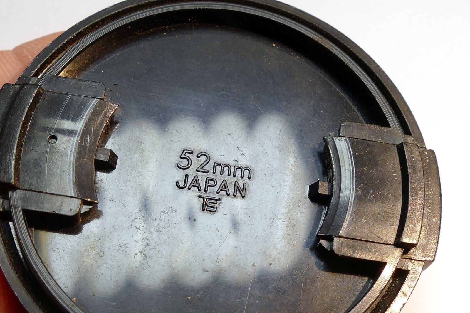 Vivitar 52mm snap on type Front Lens Cap made in Japan