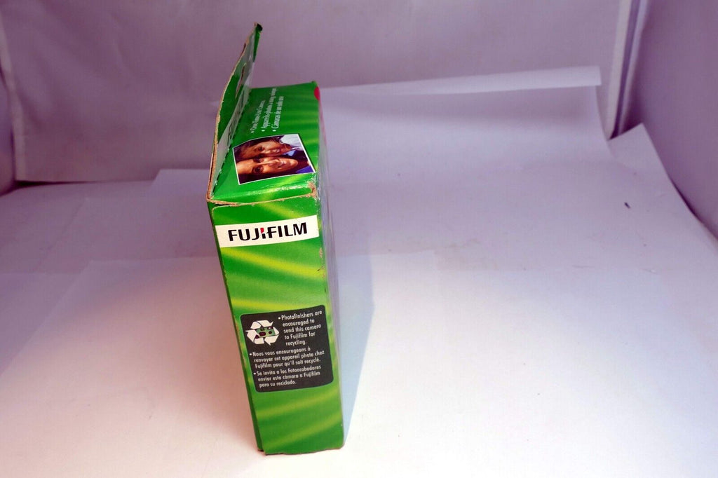 FujiFilm Quick Snap 35mm Cameras 2 Pack Continuous Flash Exp. 2020