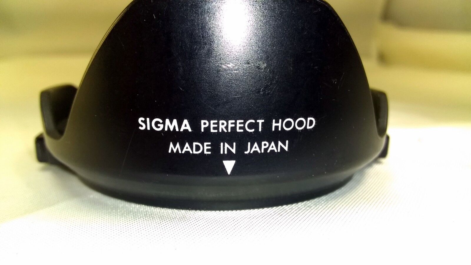 Sigma 52mm Clip on Lens Hood for 28mm f2.8 Wide angle mini lens manual focus