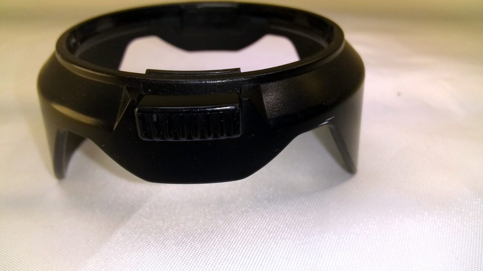 Sigma 52mm Clip on Lens Hood for 28mm f2.8 Wide angle mini lens manual focus