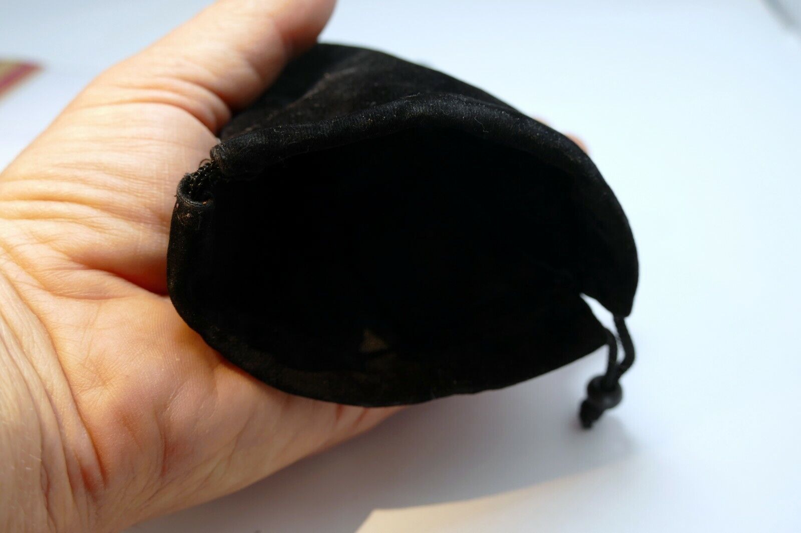 Targus Soft lens Pouch Case for 18-55mm 16-50mm lenses 4X4"