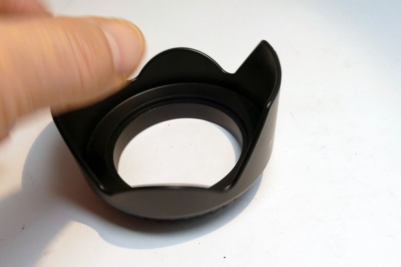 55mm OD Lens Hood Shade  threaded  plastic 18-55mm