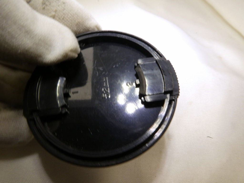 Vivitar 52mm Front Lens Cap Snap on
