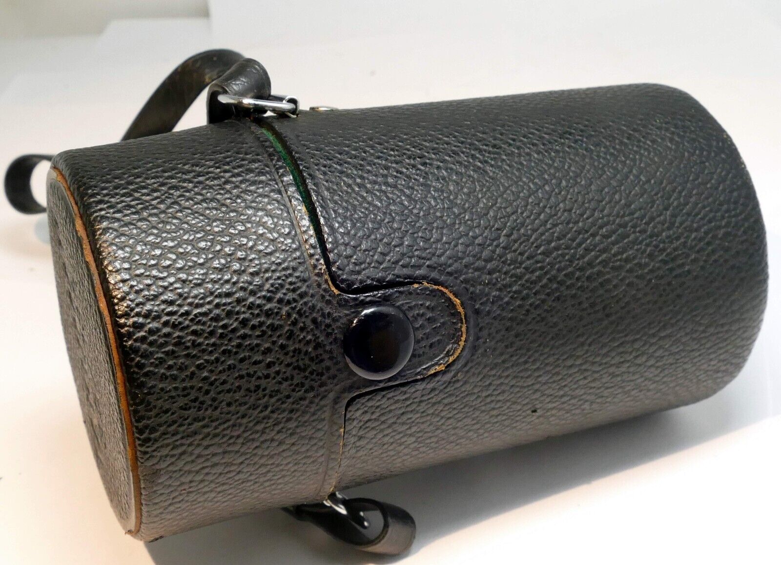 Pentax Takumar hard Lens Case 135mm f3.5 SMC  Super M42 - green liner  w/ strap