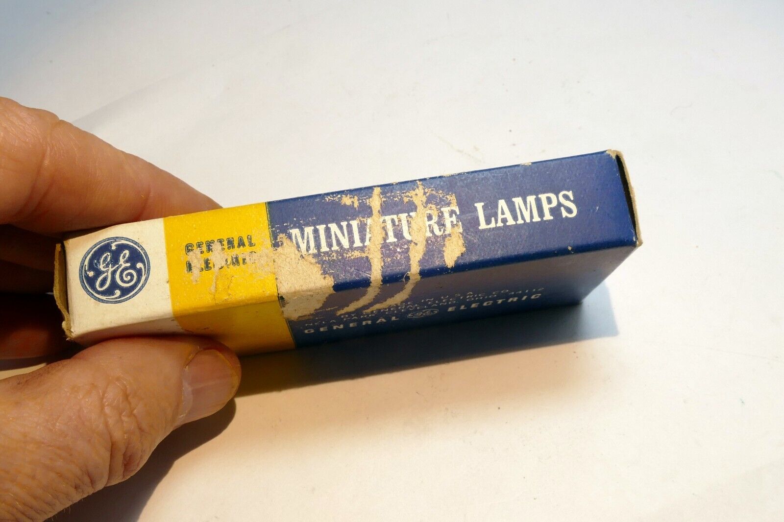 GE No PR 7 Miniature Lamp Bulbs 3V -  9 pcs pack vintage for flashlight