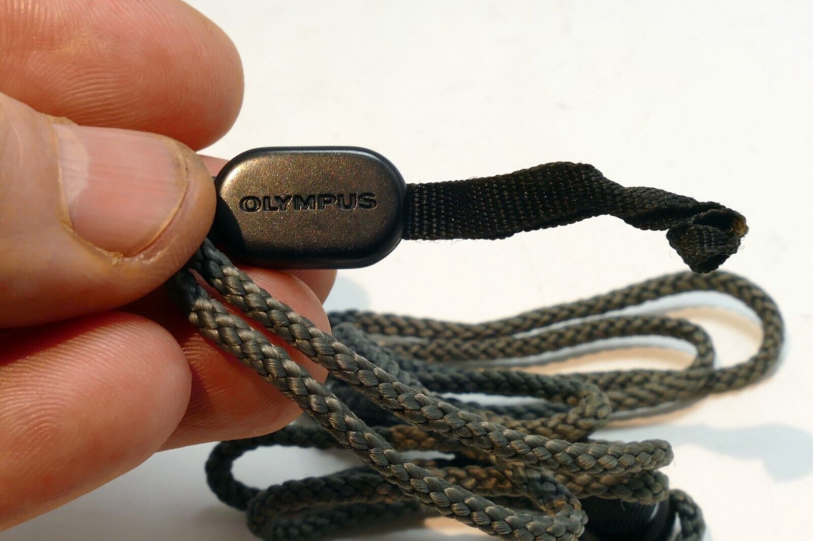 Gray Camera Wrist Strap 18" long Tuugh TG Ultra - OEM original genuine