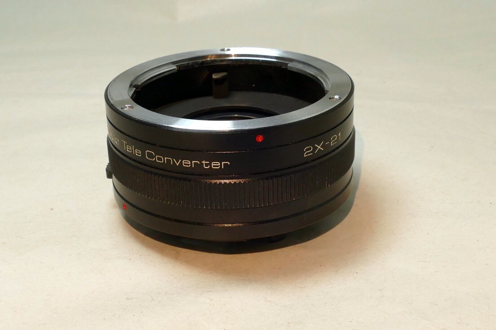 Vivitar 2X lens Teleconverter for Olympus OM mount 2X-21 for OM-2n
