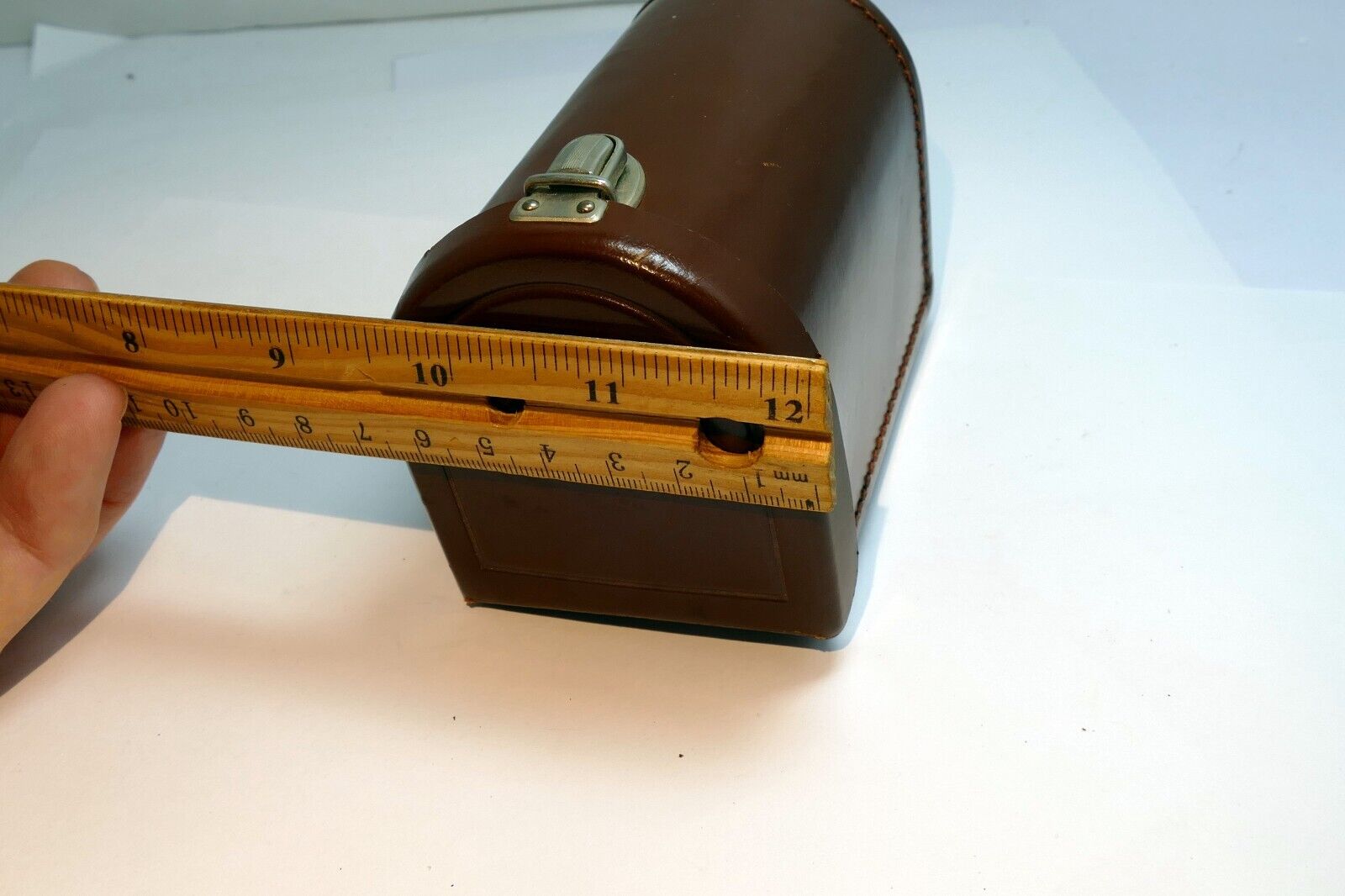 Voigtlander lens case leather vintage 4X2.5X2.5"  APO 90mm F3.5 Germany