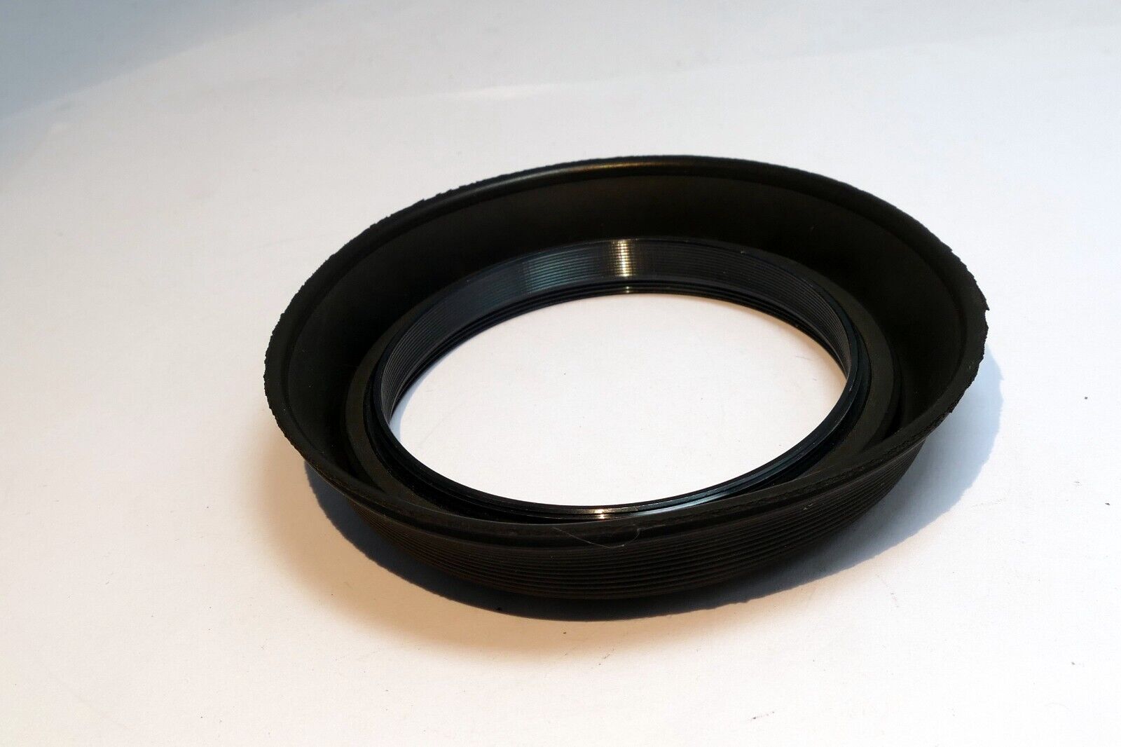 62mm Collapsible Rubber Lens Hood Shade for 70-210mm zoom double threaded