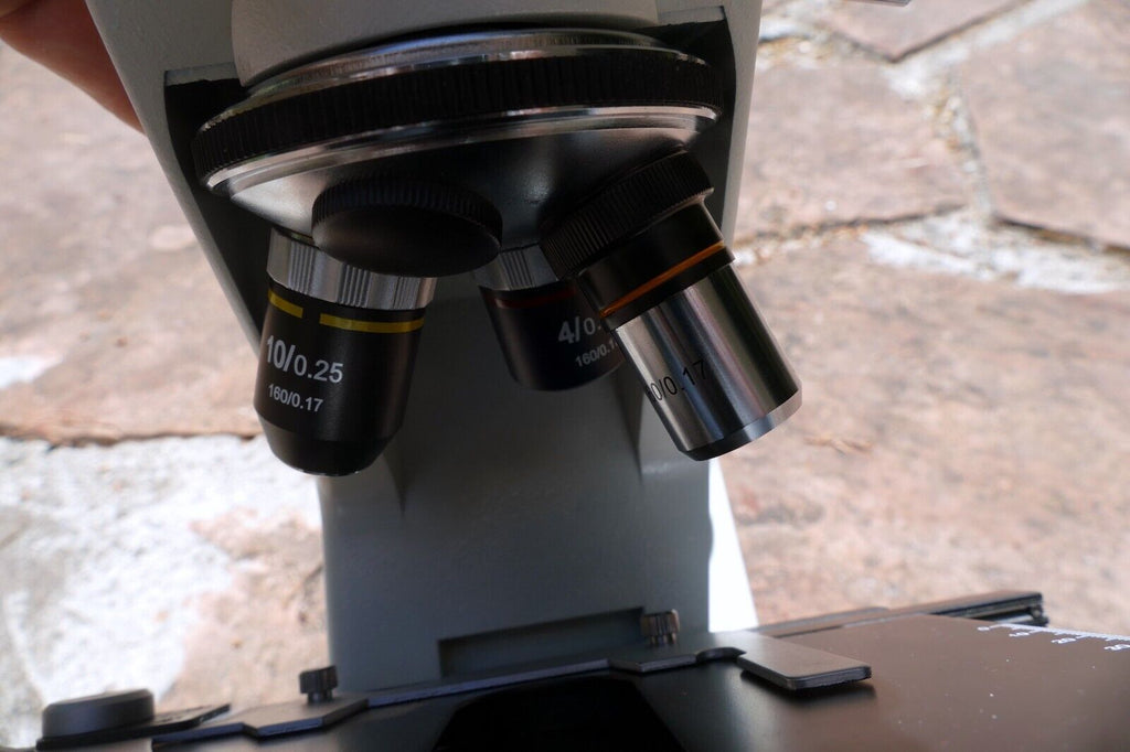 N-180M Biological Lab Medical Microscope Novel - w/ 4X 10X PH 160 0.17 objective