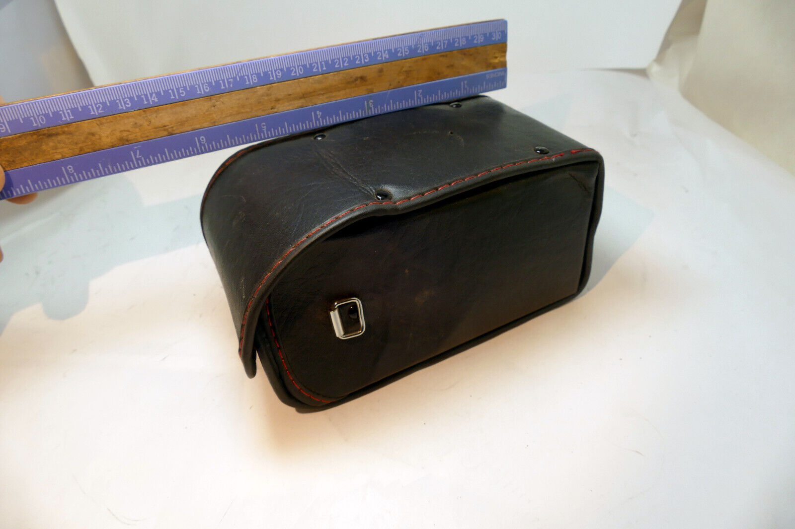 Sigma Hard Lens Case for 135mm f2.8 ( fits 25-105mm 28-200mm AF ) 3X6"