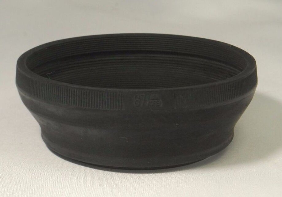 Generic Lens Rubber Hood 67mm Korea 5227021 screw in