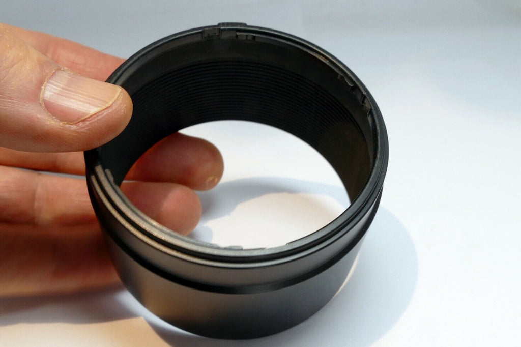 LH 630-01 Twist on Lens Hood Shade