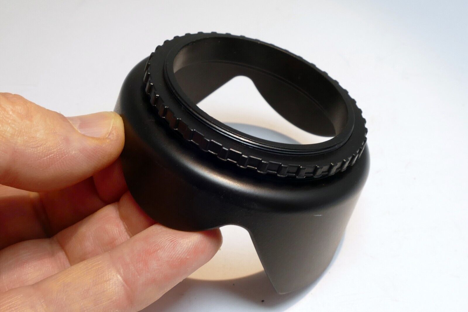 55mm OD Lens Hood Shade  threaded  plastic 18-55mm