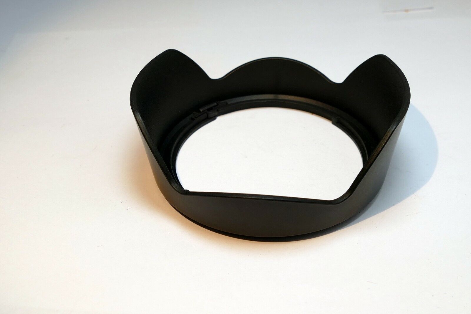 LH-73C Lens Hood Shade for Canon EF-S 10-18mm f4.5-5.6 IS lens