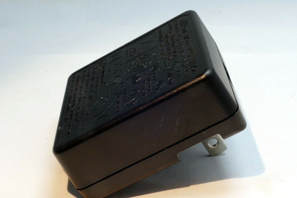 Nikon EH-70P AC USB battery charger adapter for Coolpix EN-EL19 Original OEM