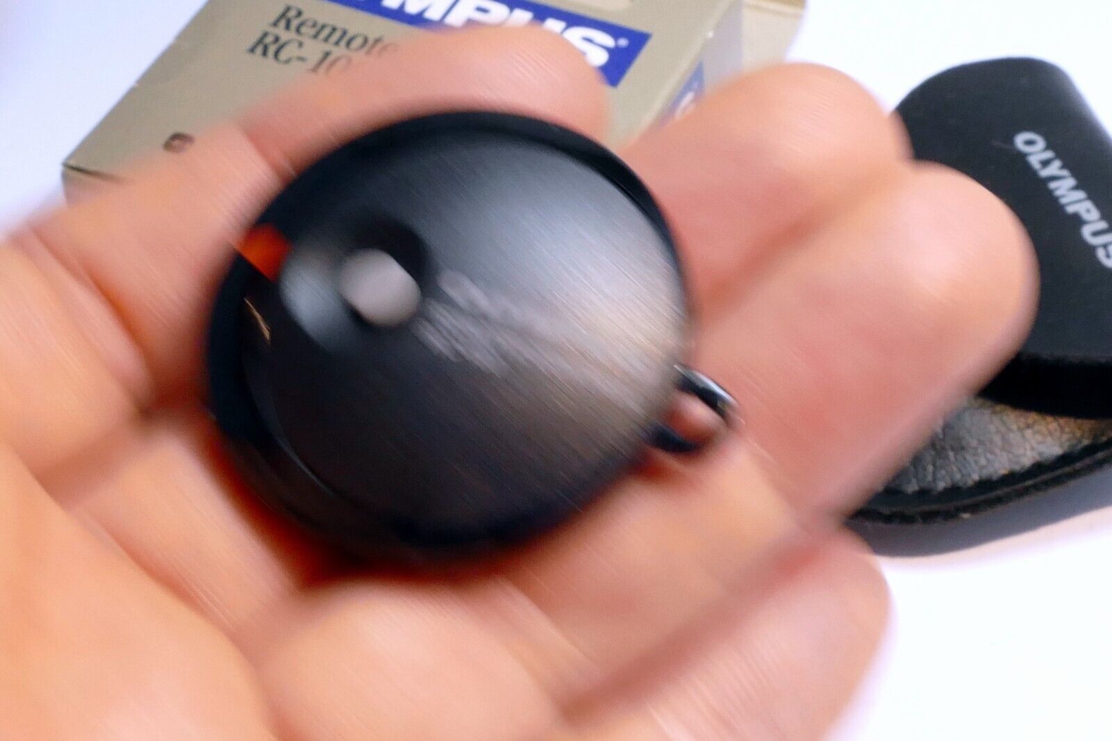 RC-100  Remote Control for Olympus