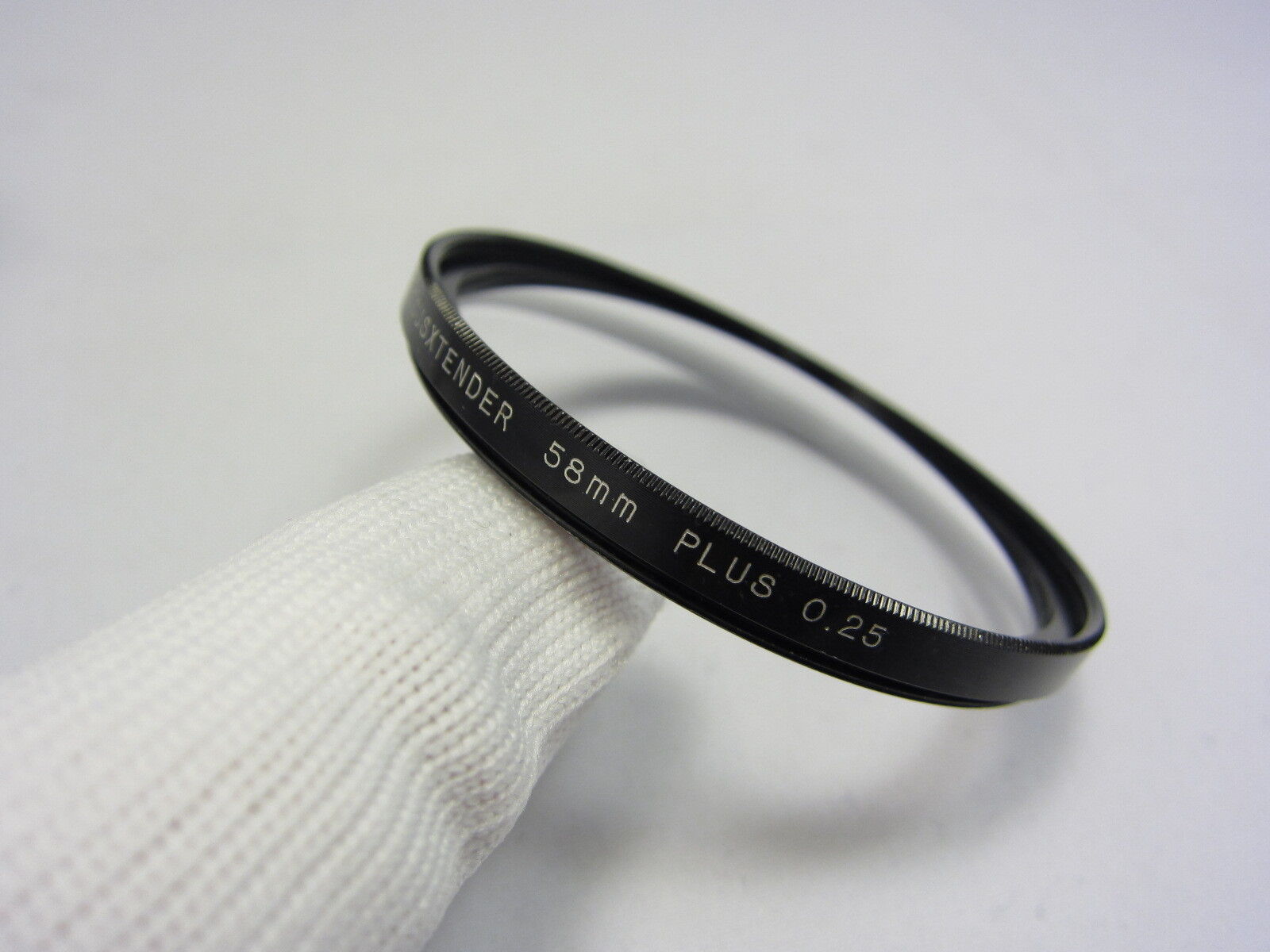 Spiratone SKY-1A 40.5mm lens Filter Made in USA (scratched) 6420029