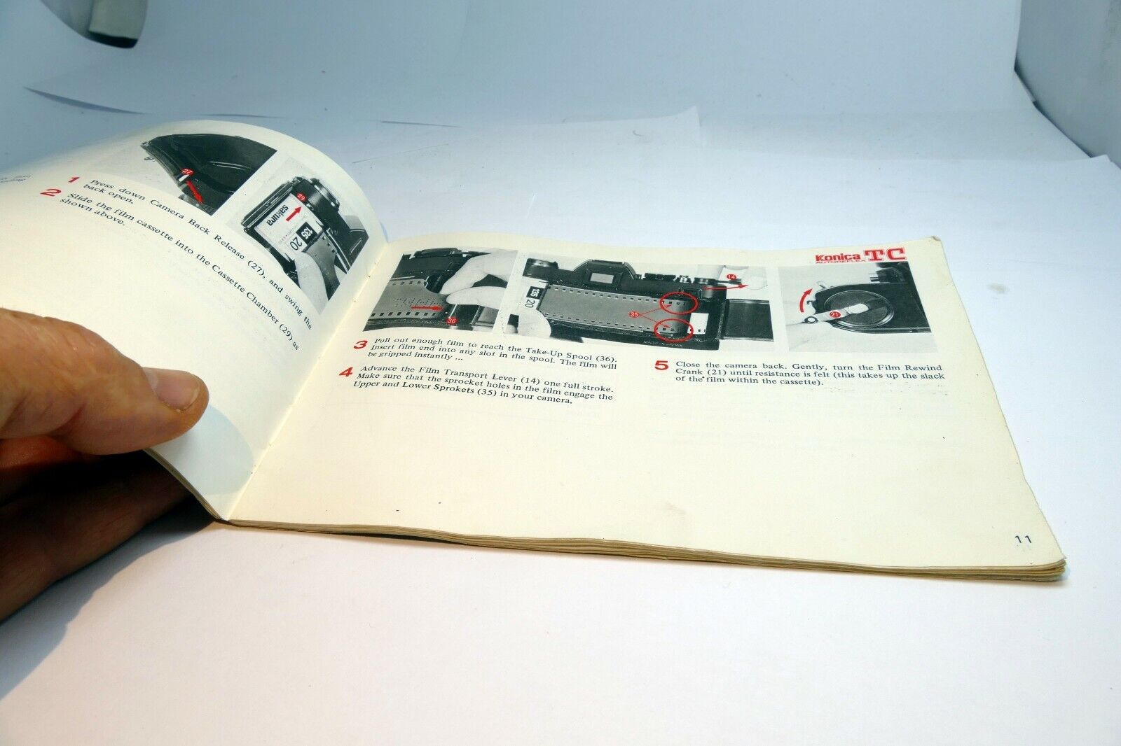 Konica Autoreflex TC Camera Guide Instruction Manual English EN 1976