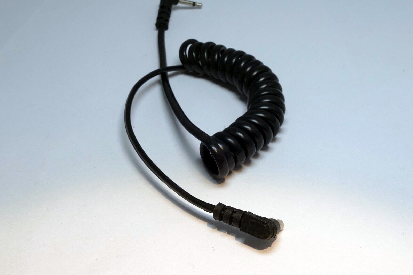 1ft Flash Strobe Extension Cord  Heavy Duty PC Male to 2.5 mm  male phone camera